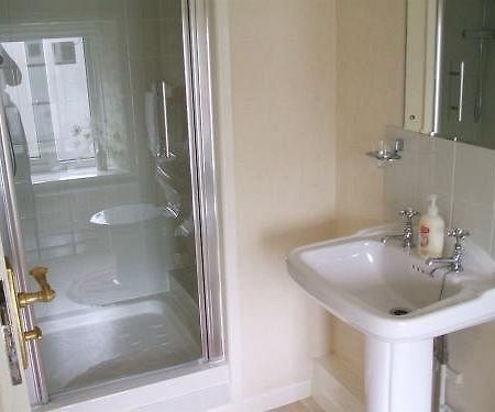 Cross Close House B&B Лосуитиел Екстериор снимка
